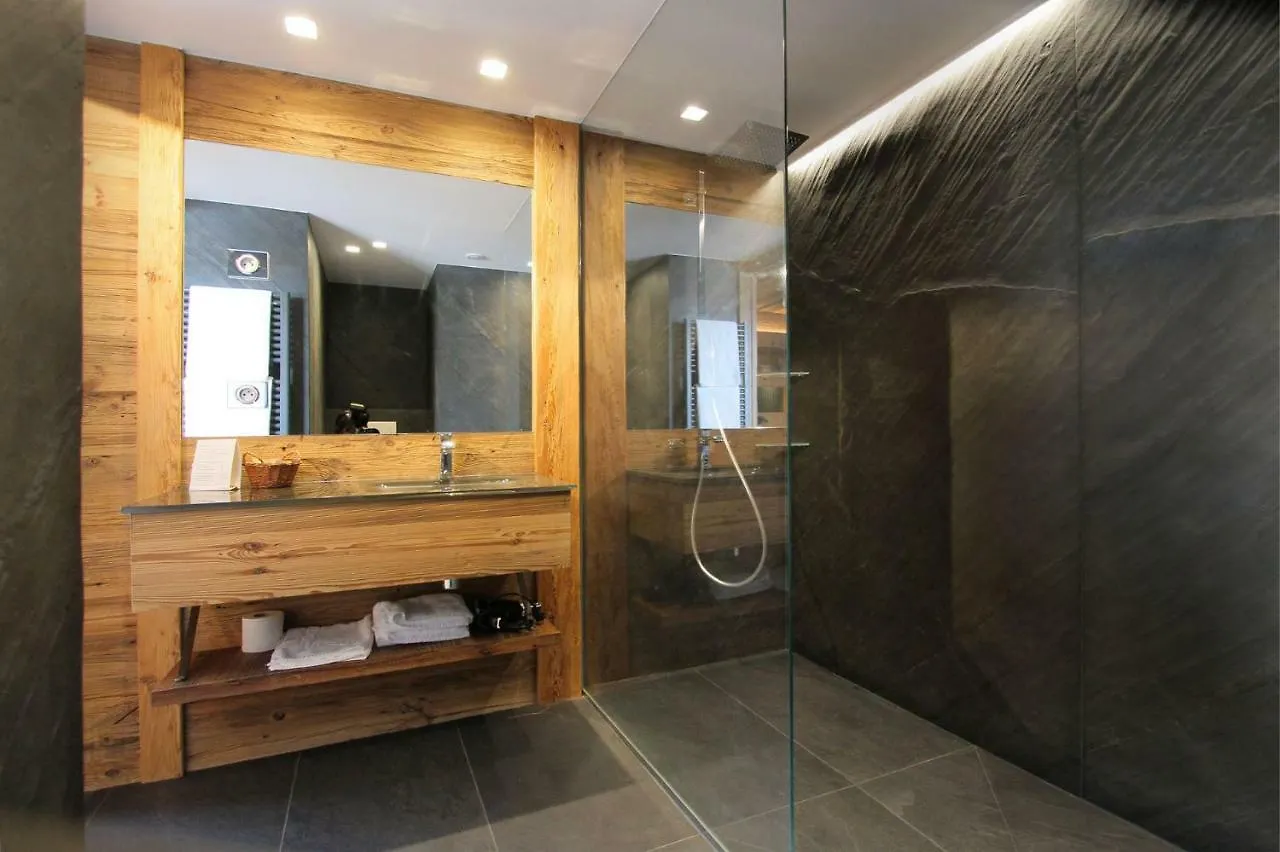 Hotel Cote Brune Les Deux Alpes 4*,